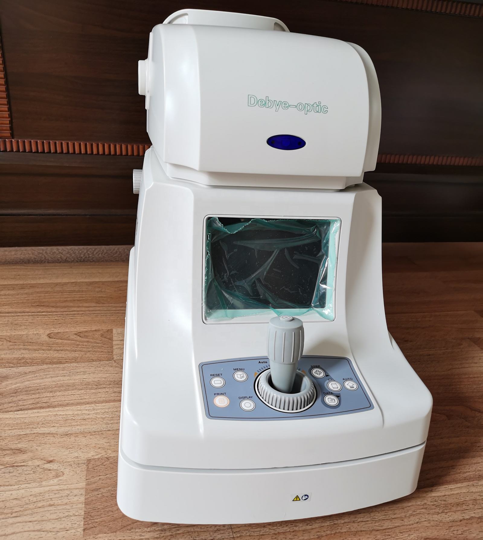 How to use the retinoscope
